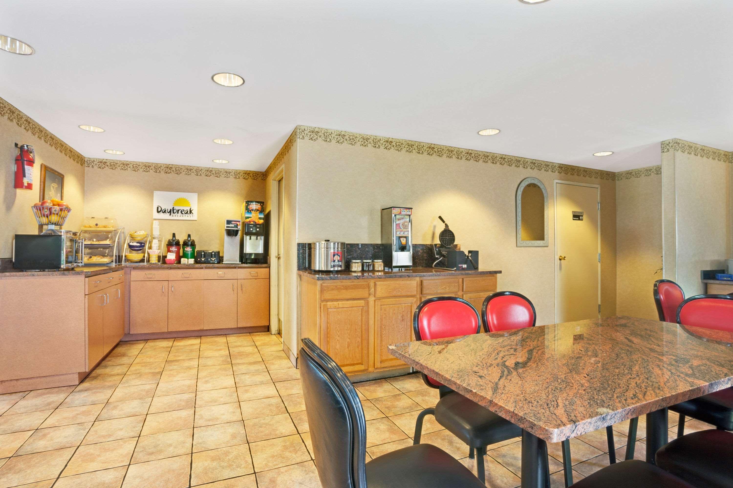 Fairbridge Inn Express Tukwila Exterior foto